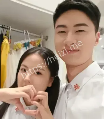 庞众望女友晒结婚照